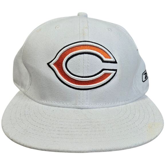NFL VTG Chicago Bears 100% Wool White Fitted Hat Cap Sideline Reebok 7.25 - Picture 1 of 9